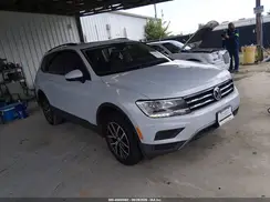 3VV3B7AX5KM071742 2019 VOLKSWAGEN TIGUAN