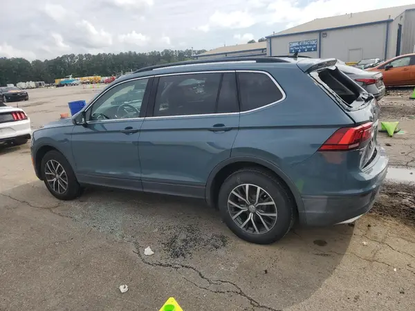 3VV3B7AX5KM079131 2019 VOLKSWAGEN TIGUAN - Image 2
