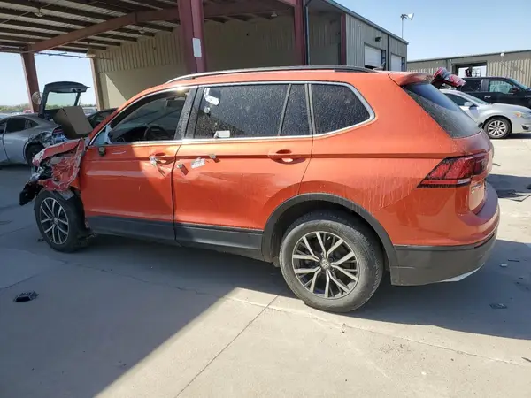 3VV3B7AX5KM099105 2019 VOLKSWAGEN TIGUAN - Image 2