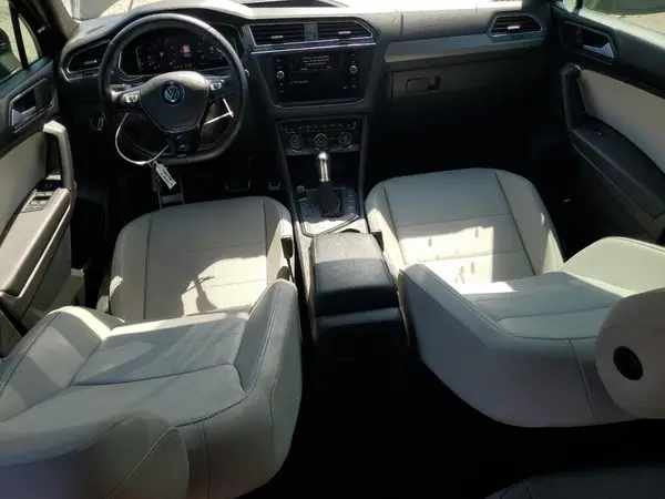 3VV3B7AX5KM105565 2019 VOLKSWAGEN TIGUAN - Image 8