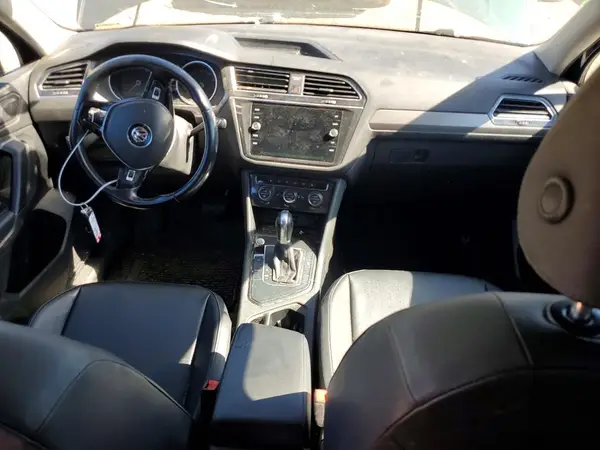 3VV3B7AX5KM130594 2019 VOLKSWAGEN TIGUAN - Image 8