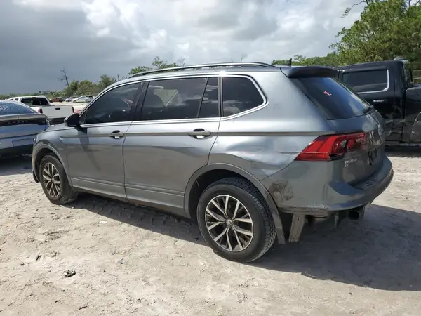 3VV3B7AX5KM154846 2019 VOLKSWAGEN TIGUAN - Image 2
