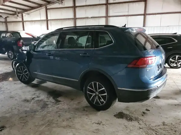 3VV3B7AX5LM017570 2020 VOLKSWAGEN TIGUAN - Image 2