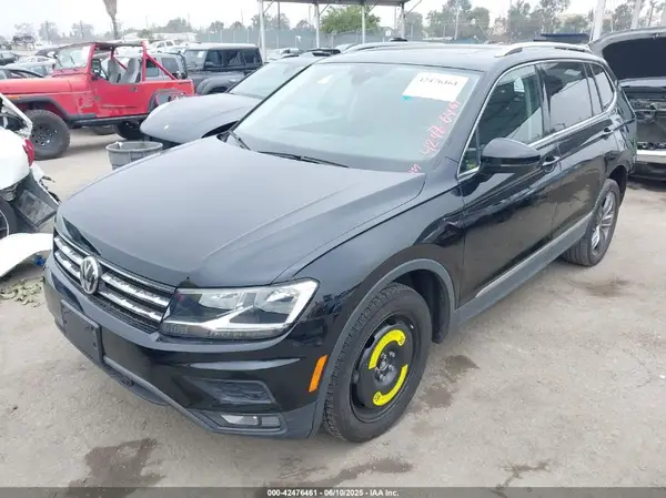 3VV3B7AX5LM071449 2020 VOLKSWAGEN TIGUAN - Image 2