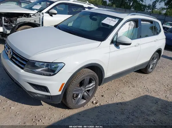 3VV3B7AX5LM075503 2020 VOLKSWAGEN TIGUAN - Image 2