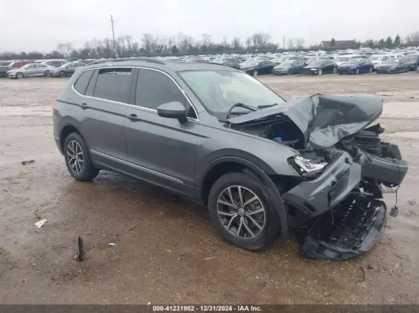 3VV3B7AX5LM088414 2020 VOLKSWAGEN TIGUAN - Image 1