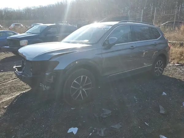 3VV3B7AX5LM094827 2020 VOLKSWAGEN TIGUAN - Image 1
