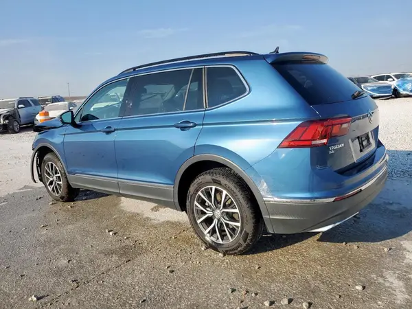 3VV3B7AX5LM100738 2020 VOLKSWAGEN TIGUAN - Image 2
