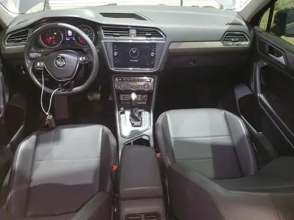 3VV3B7AX5LM132220 2020 VOLKSWAGEN TIGUAN - Image 8
