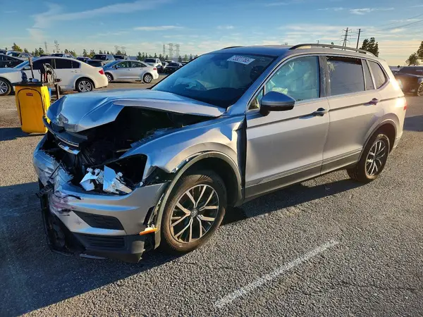 3VV3B7AX5LM147106 2020 VOLKSWAGEN TIGUAN - Image 1