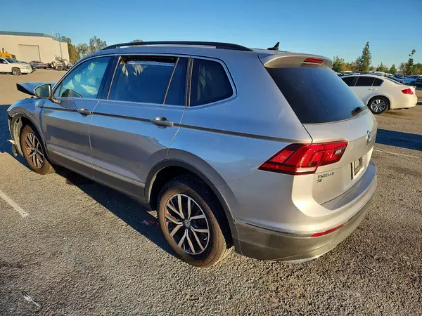 3VV3B7AX5LM147106 2020 VOLKSWAGEN TIGUAN - Image 2