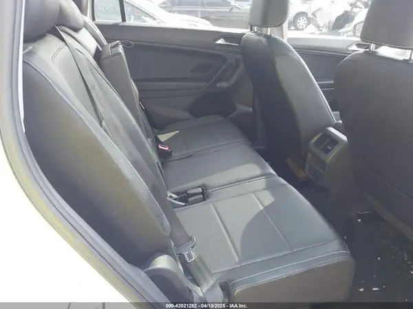 3VV3B7AX5MM004593 2021 VOLKSWAGEN TIGUAN - Image 8