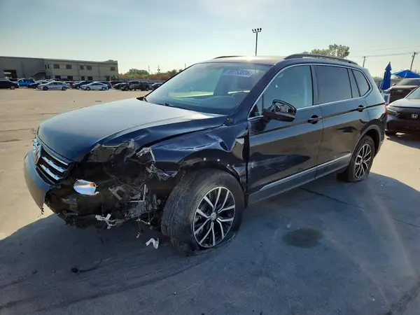 3VV3B7AX5MM031261 2021 VOLKSWAGEN TIGUAN - Image 1