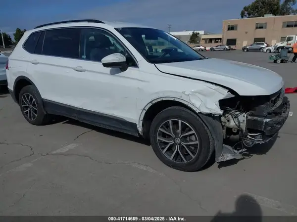 3VV3B7AX5MM033611 2021 VOLKSWAGEN TIGUAN - Image 1
