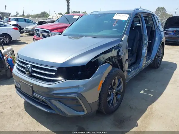3VV3B7AX5NM013117 2022 VOLKSWAGEN TIGUAN - Image 2