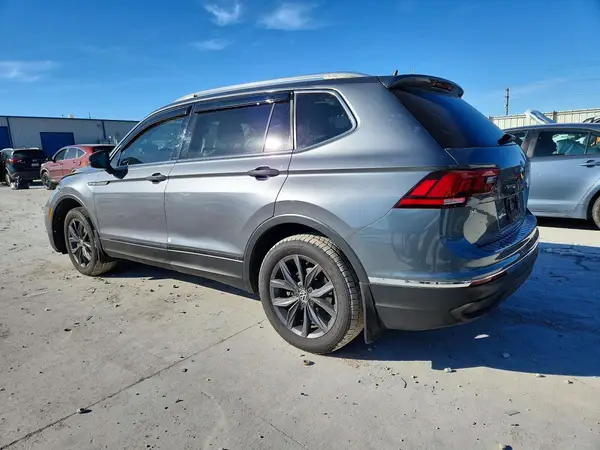 3VV3B7AX5NM046716 2022 VOLKSWAGEN TIGUAN - Image 2