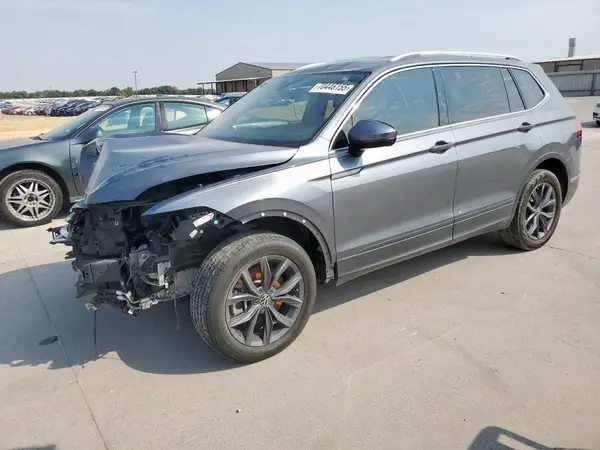 3VV3B7AX5NM137937 2022 VOLKSWAGEN TIGUAN - Image 1