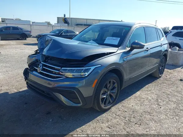 3VV3B7AX5PM126195 2023 VOLKSWAGEN TIGUAN - Image 2