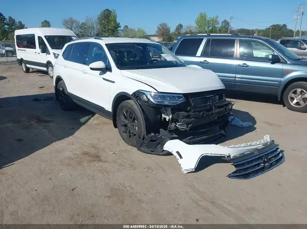 3VV3B7AX5RM167865 2024 VOLKSWAGEN TIGUAN - Image 1