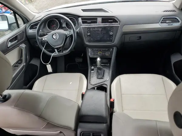3VV3B7AX6JM000693 2018 VOLKSWAGEN TIGUAN - Image 8