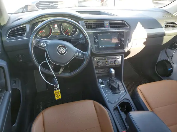 3VV3B7AX6JM002427 2018 VOLKSWAGEN TIGUAN - Image 8
