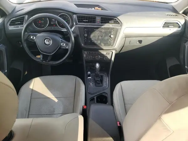 3VV3B7AX6JM005019 2018 VOLKSWAGEN TIGUAN - Image 8