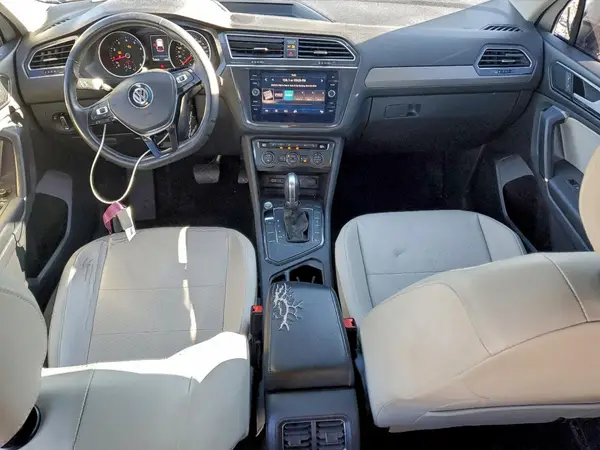 3VV3B7AX6JM008065 2018 VOLKSWAGEN TIGUAN - Image 8