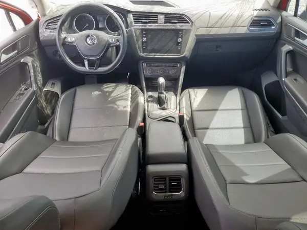 3VV3B7AX6JM021060 2018 VOLKSWAGEN TIGUAN - Image 8