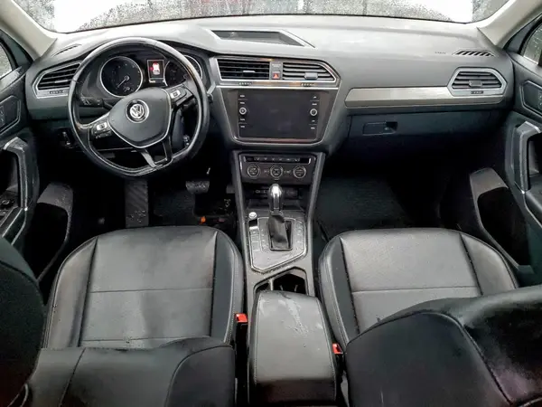 3VV3B7AX6JM024623 2018 VOLKSWAGEN TIGUAN - Image 8