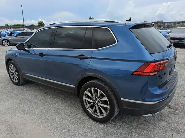 3VV3B7AX6JM036691 2018 VOLKSWAGEN TIGUAN - Image 2