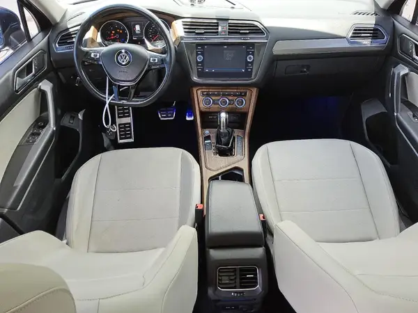 3VV3B7AX6JM036691 2018 VOLKSWAGEN TIGUAN - Image 8