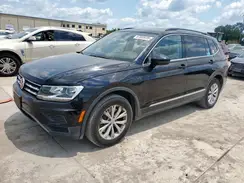 3VV3B7AX6JM059887 2018 VOLKSWAGEN TIGUAN