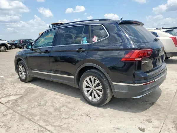 3VV3B7AX6JM059887 2018 VOLKSWAGEN TIGUAN - Image 2