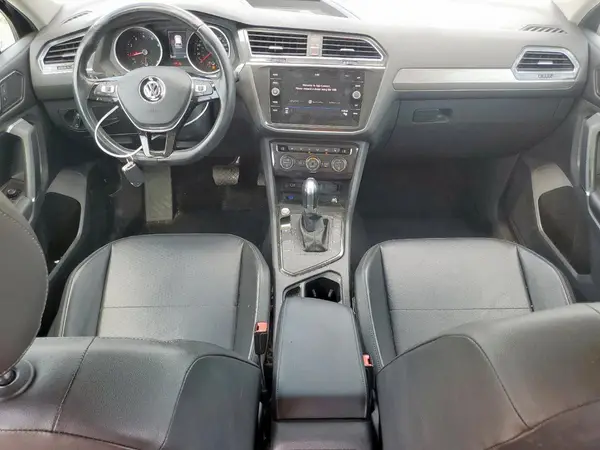 3VV3B7AX6JM059887 2018 VOLKSWAGEN TIGUAN - Image 8