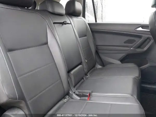 3VV3B7AX6JM077600 2018 VOLKSWAGEN TIGUAN - Image 8