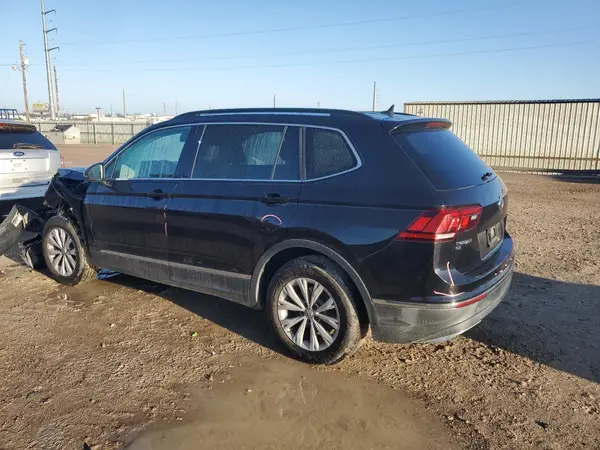 3VV3B7AX6JM079623 2018 VOLKSWAGEN TIGUAN - Image 2