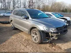3VV3B7AX6JM085308 2018 VOLKSWAGEN TIGUAN