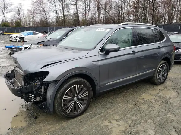 3VV3B7AX6JM121028 2018 VOLKSWAGEN TIGUAN - Image 1