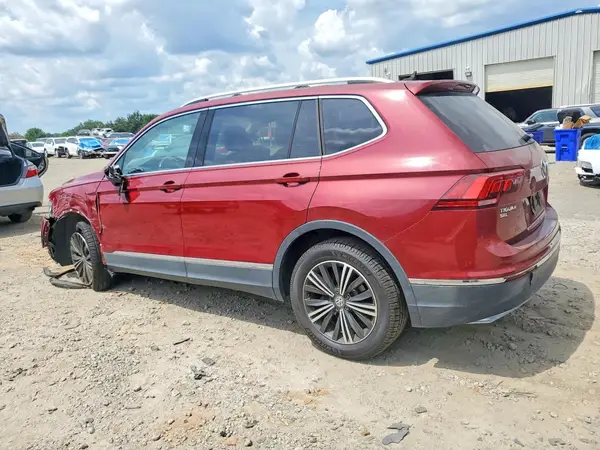 3VV3B7AX6JM133440 2018 VOLKSWAGEN TIGUAN - Image 2
