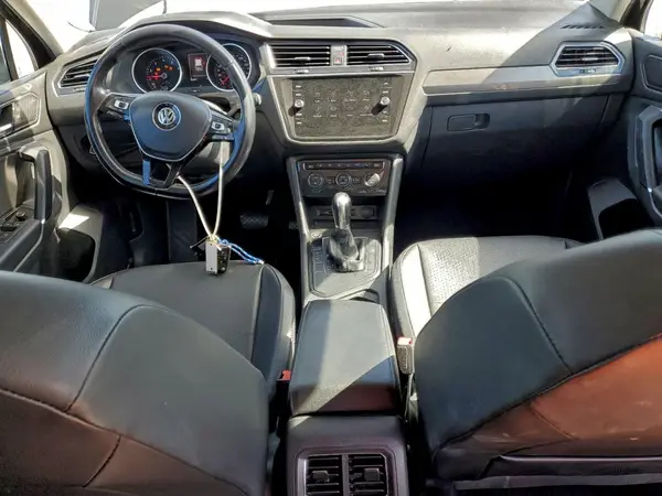 3VV3B7AX6JM137312 2018 VOLKSWAGEN TIGUAN - Image 8
