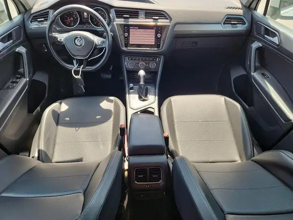 3VV3B7AX6JM161142 2018 VOLKSWAGEN TIGUAN - Image 8