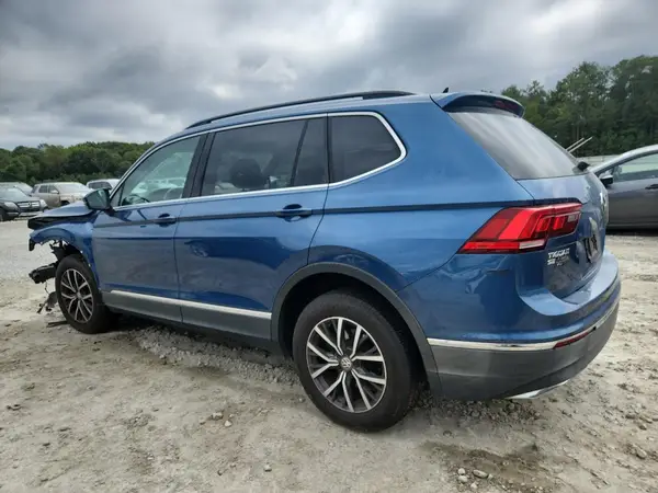 3VV3B7AX6JM203096 2018 VOLKSWAGEN TIGUAN - Image 2