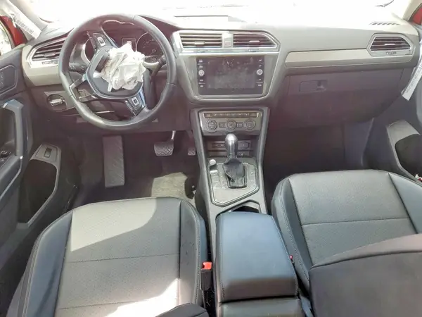 3VV3B7AX6JM208539 2018 VOLKSWAGEN TIGUAN - Image 8