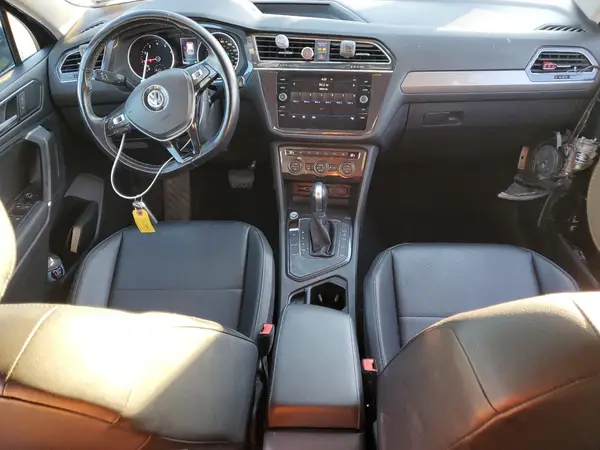 3VV3B7AX6JM209982 2018 VOLKSWAGEN TIGUAN - Image 8