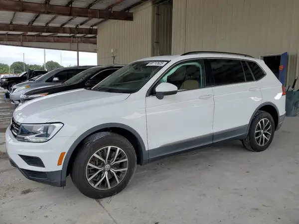 3VV3B7AX6JM220464 2018 VOLKSWAGEN TIGUAN - Image 1