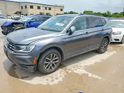 3VV3B7AX6KM032464 2019 VOLKSWAGEN TIGUAN