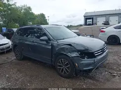 3VV3B7AX6KM067330 2019 VOLKSWAGEN TIGUAN