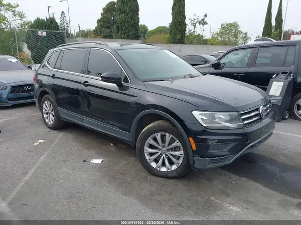 3VV3B7AX6KM071703 2019 VOLKSWAGEN TIGUAN - Image 1