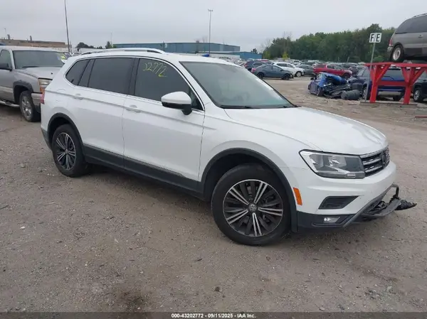 3VV3B7AX6KM080949 2019 VOLKSWAGEN TIGUAN - Image 1