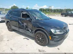 3VV3B7AX6KM098772 2019 VOLKSWAGEN TIGUAN